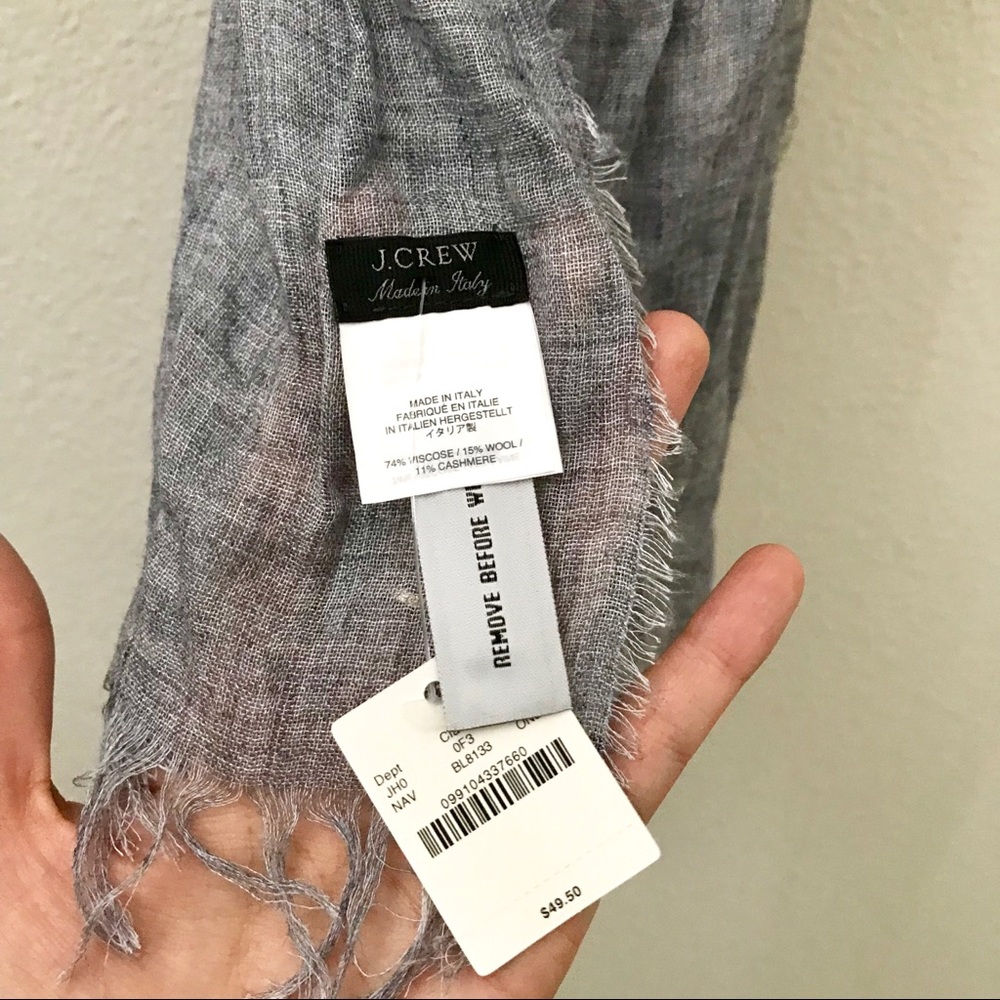 SOLD NEW JCREW chambray tissue scarf - Picture 2 of 4
